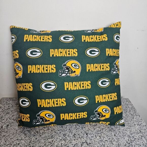NFL GREEN BAY PACKERS 15 X 15 COTTON PILLOW - Picture 1 of 2